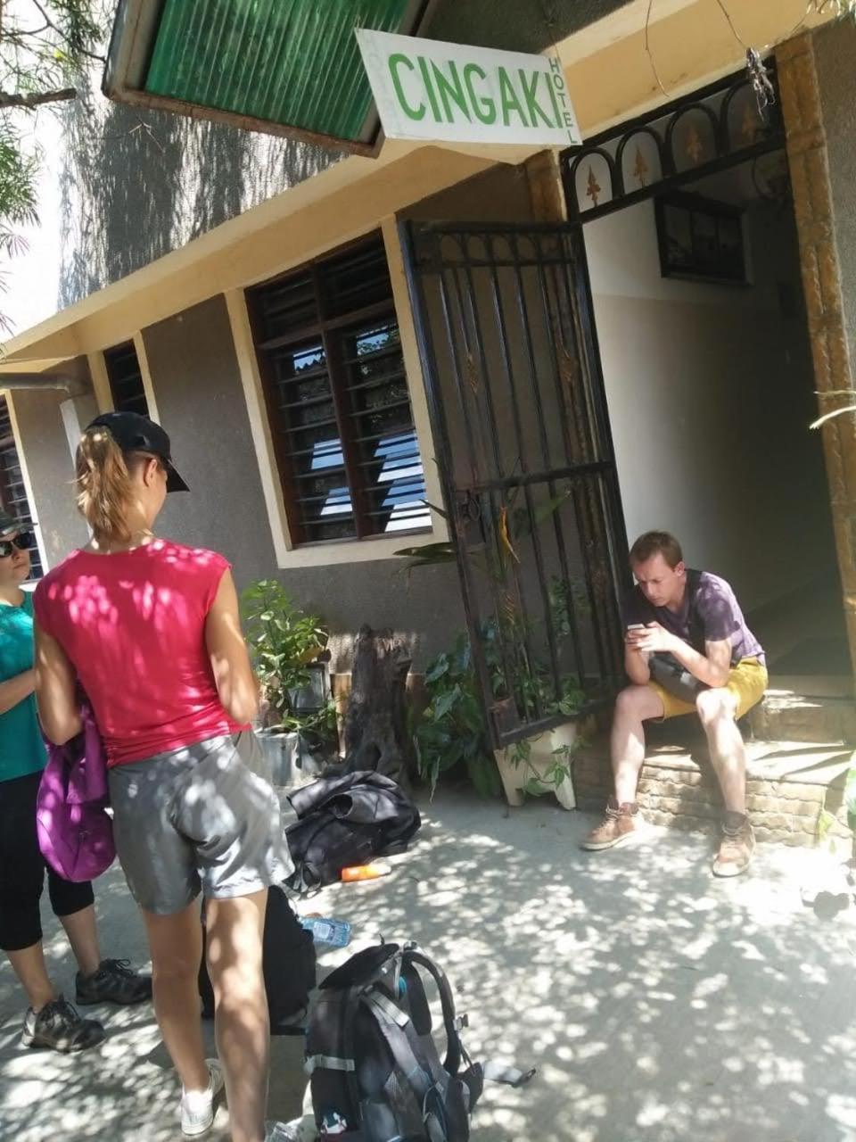 Cingaki Hotel Mombasa Esterno foto